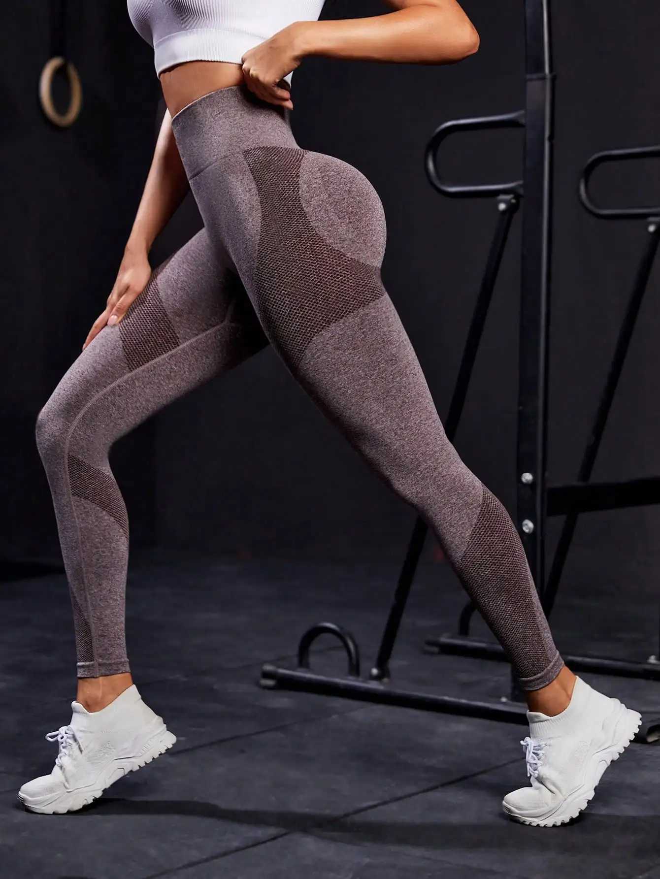 Women Sports Leggings Yoga Clothes Sportswear Woman Gym Legging Seamless Fitness Sporty Pants Womens Trousers Female Clothing J251030