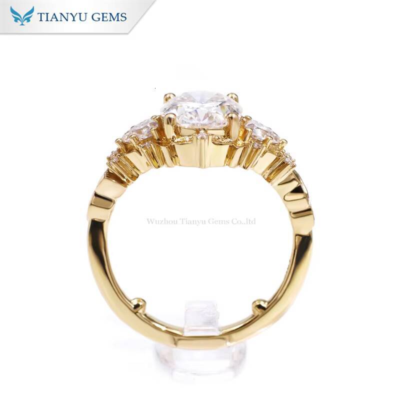 Tianyu Gems 18k 14k 10k Yellow Gold 8x10mm 3carat Oval Moissanite Ring Set DEF Gemstone Wedding Band Engagement Rings for Women