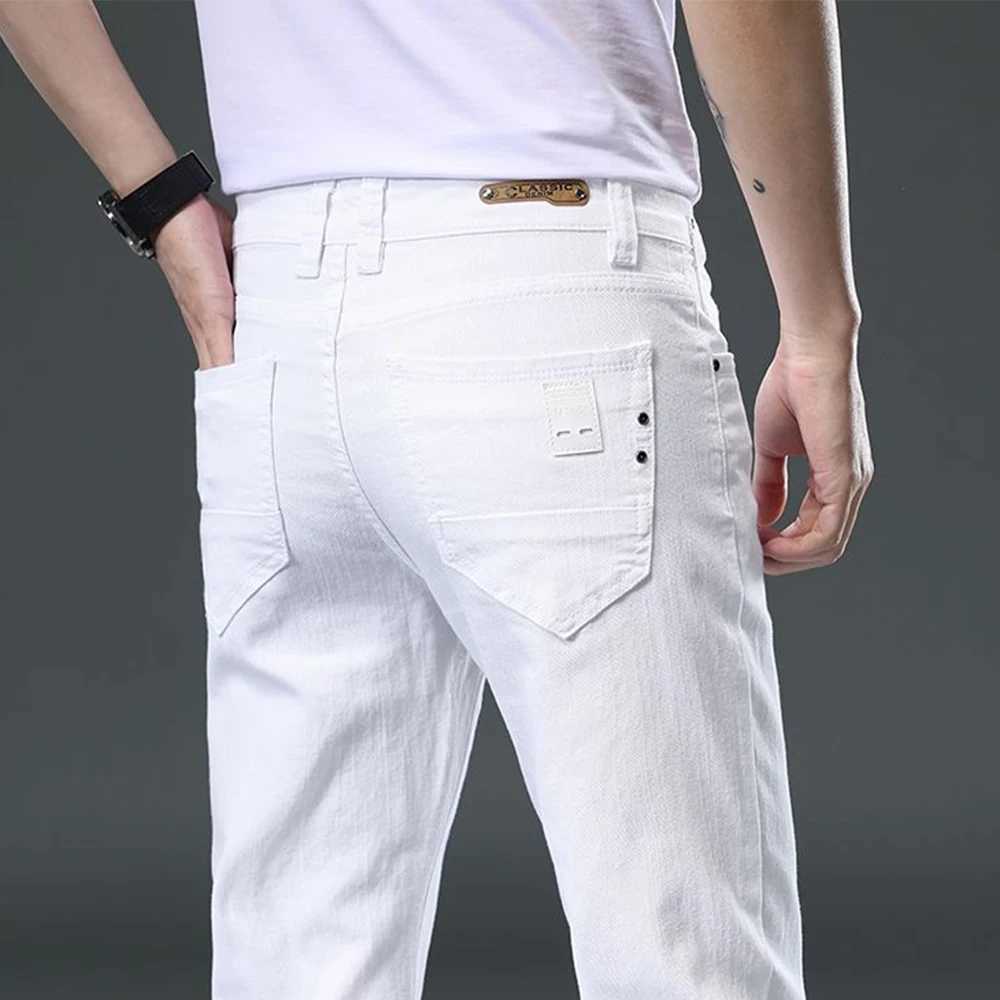 2025 Autumn Mens White Slim Fit Straight Jeans Casual Stretch Denim Pants Comfortable Fashion Streetwear Male Brand Clothing J251030
