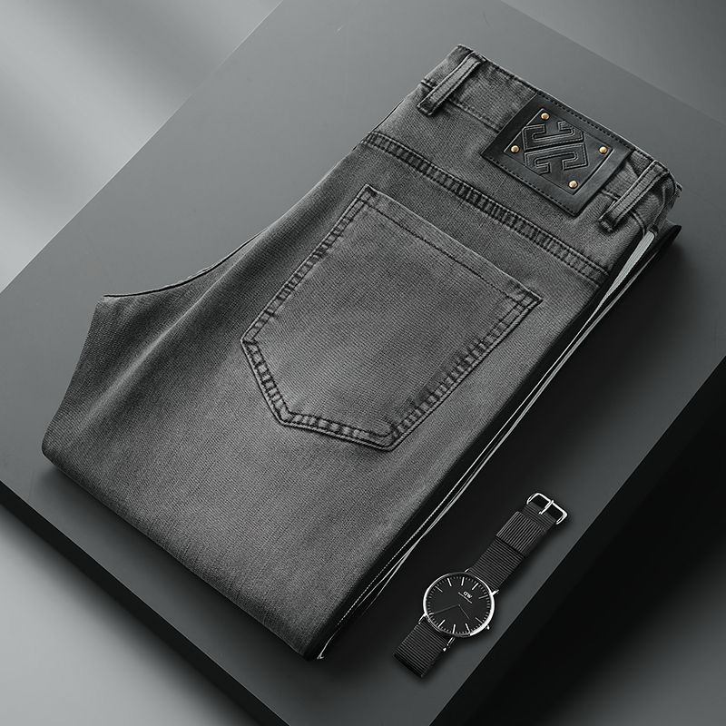 Men's Slim-Fit Straight-Leg Jeans in Black-Gray 520