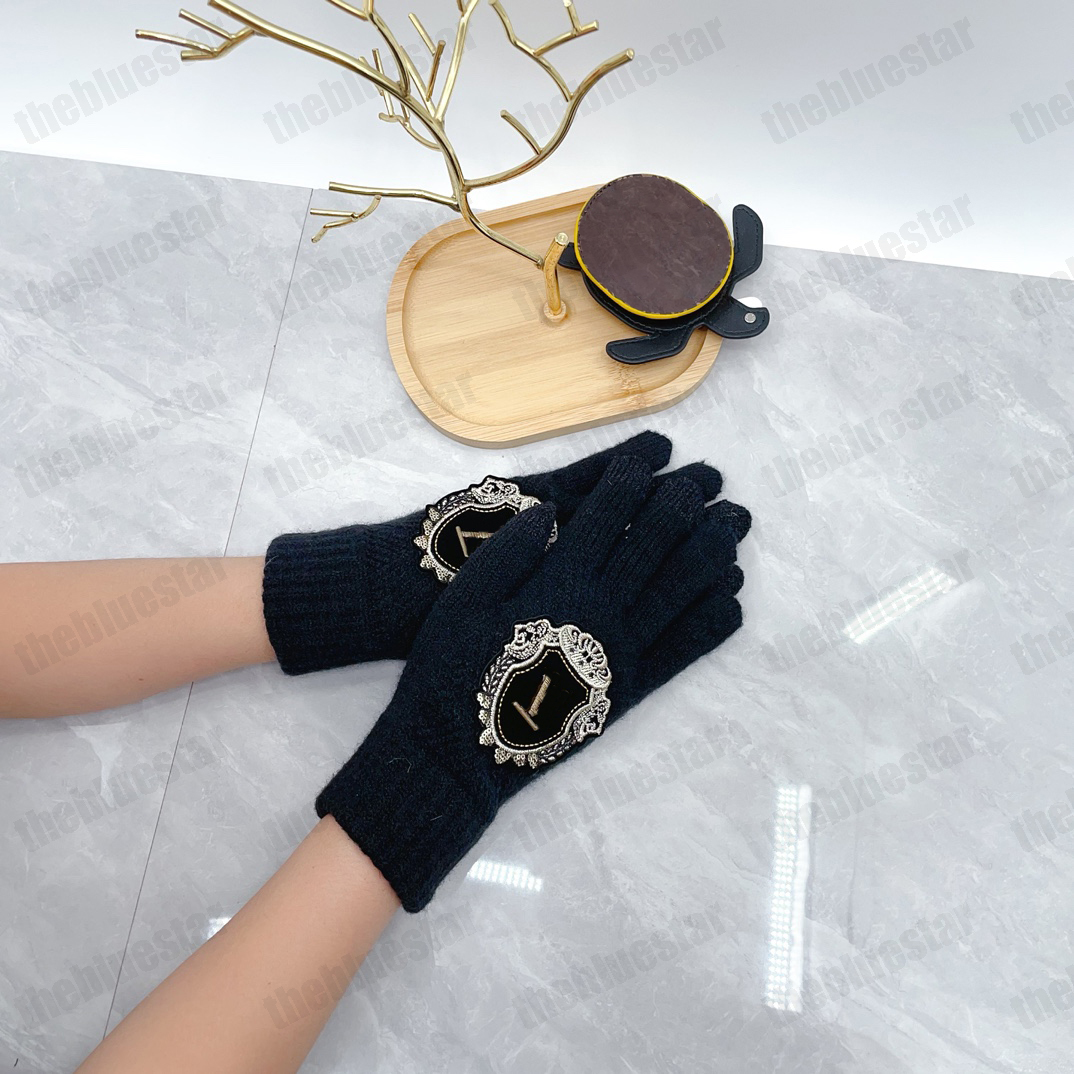 Designer Gloves Wom… - image