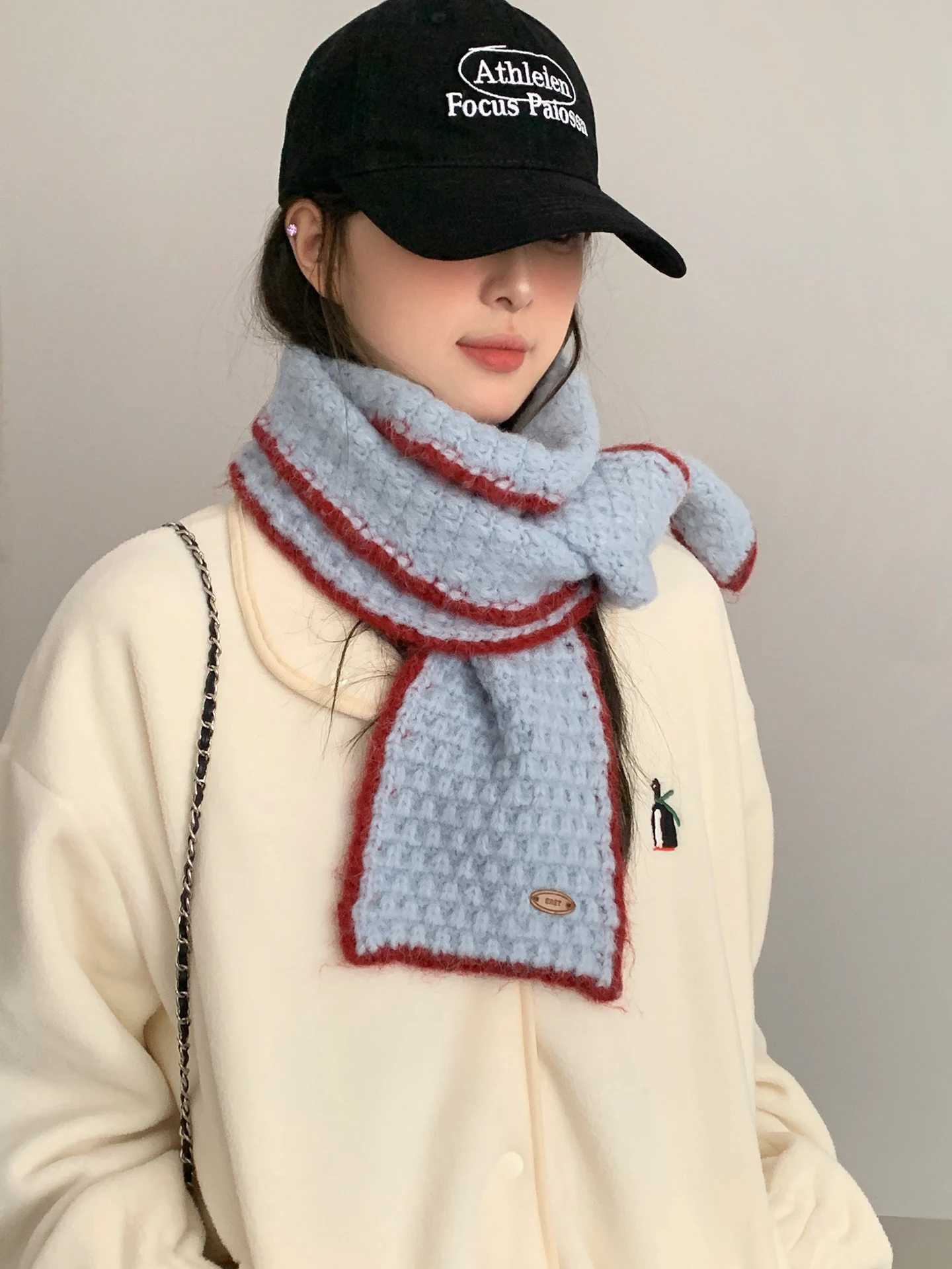 Fashionable Korean Style Blue Knitted Scarf For Women Contrasting Neck Warmer To Keep You Warm And Versatile For Any OccasionW251030