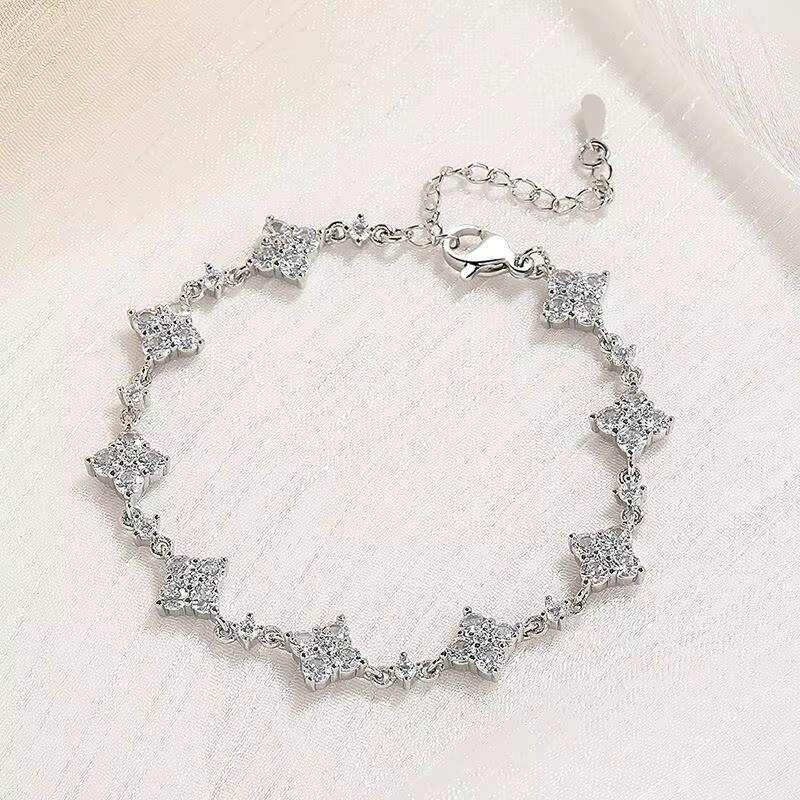 XRZ020 925 Sterling Silver Luxury Fashion Bracelet for Women 12mm Moissanite Moissanite Lucky Four Leaf Clover Fine Jewelry