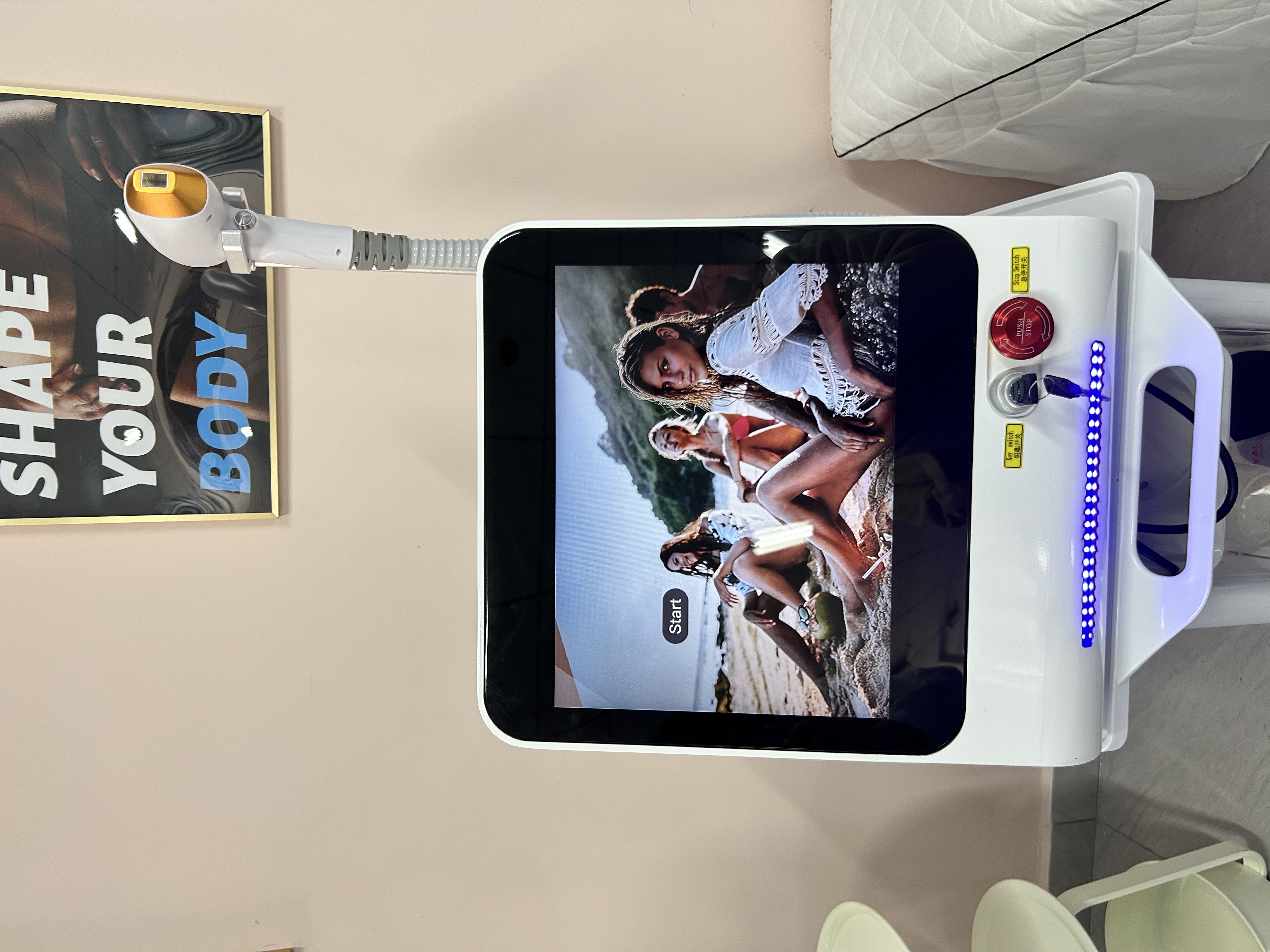 Advanced Diode Laser Hair Removal Machine With Cooling Technology Permanent Painless Hair Removal Device For Beauty Salon Clinics