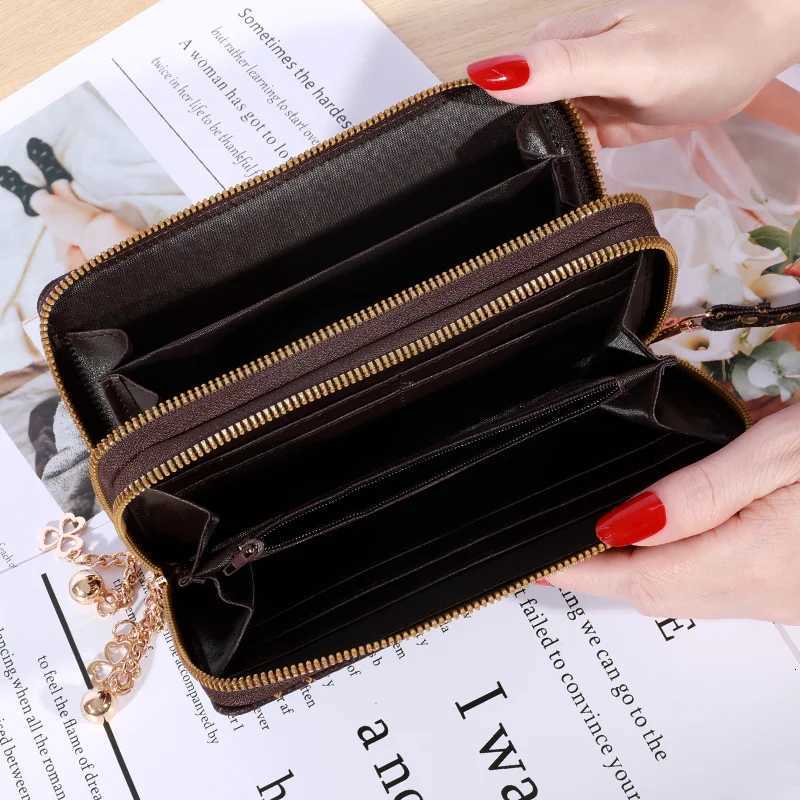 Largecapacity Simple Lg Wallet Faux Leather Zipper Purse Casual Mtifunctial Cluh Bag D251030