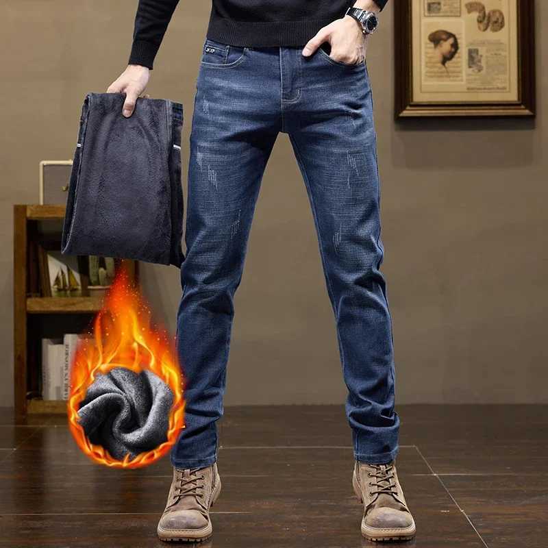New Mens Winter Fleece Warm Jeans Business Casual Straight Washed Trousers Thickened Thermal Stretch Versatile Male Denim Pants J251030