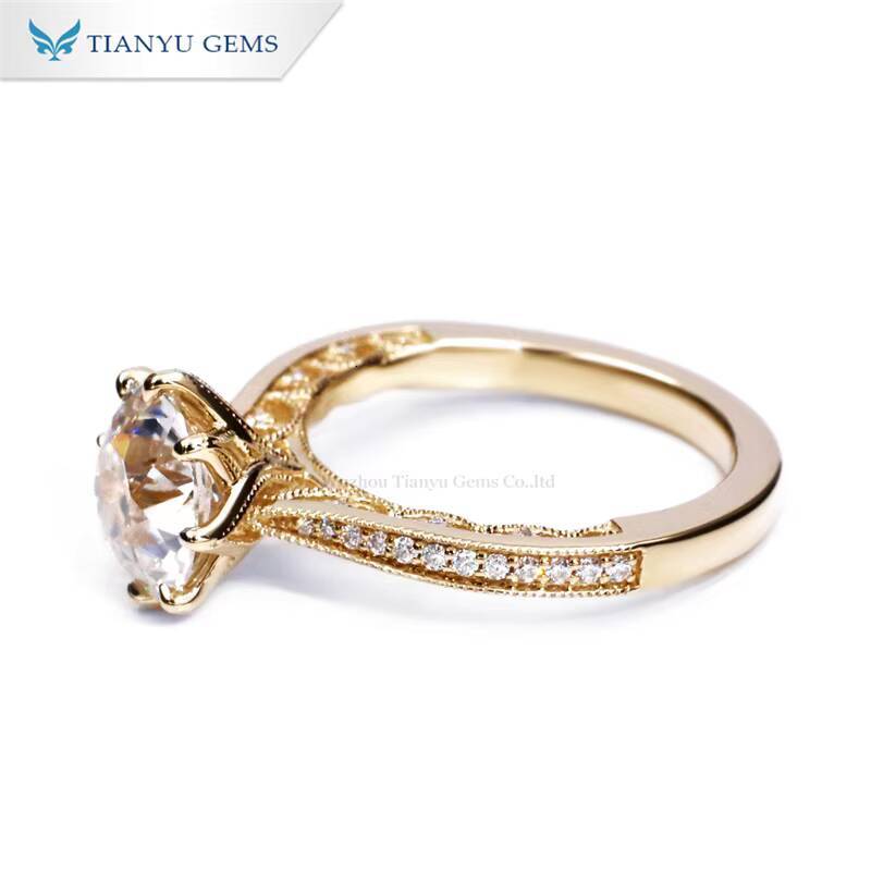 Tianyu Wedding Round Shape D VVS Moissanite OEC 9MM 10K 14K 18K Yellow Gold Milgrain Engagement Rings for Gifts Presents