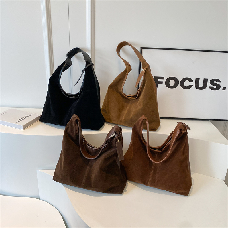 New Women's Suede Handbag Trendy Casual Clothing Shoulder Bag Relaxing Versatile Popular Handbag Fashion Luxury Designer Bag