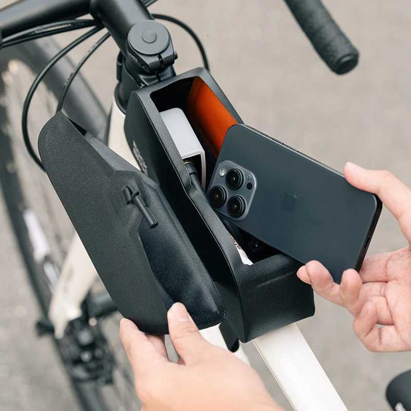 ROCKBROS Cycling Bag 06L Or 09L Magnetic Waterproof Road Bike Bag Front Beam Tube Bag Riding Bicycle Bag Accessories H251029