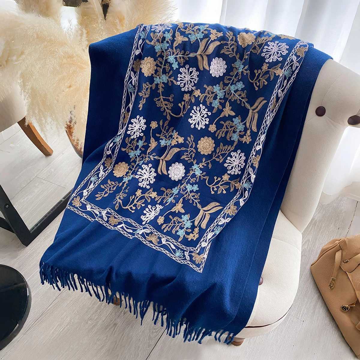 2025 Women Winter Fashion Warm Cashmere Scarf Embroidery Blanket Thick ShAWl WrAP Neckerchief Bufanda Echarpe PonchoW251030