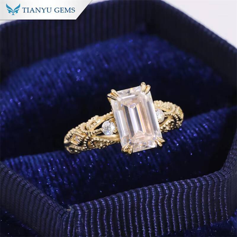 Tianyu Hollow Pattern 65x10mm Emerald Cut D VVS Moissanite Diamond Custom Jewelry 10K 14K 18K Charming Solid Gold Rings