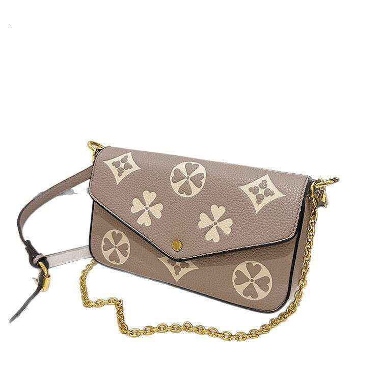 Designer bag 2025 Chain for Women High-end Small Fashion Envelope Single Shoulder Underarm Three-in-One Women's Bag