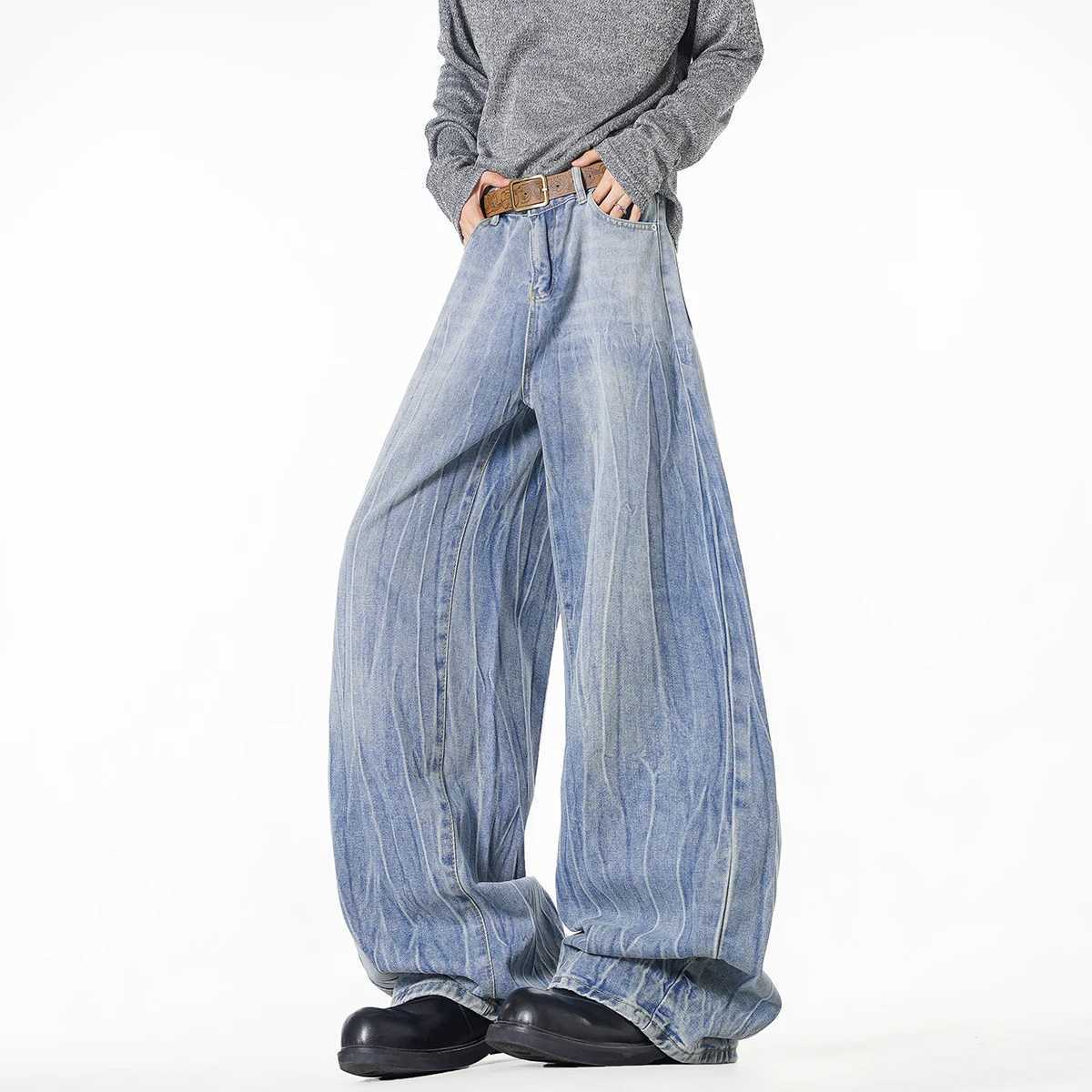 2025 New Men Wide Leg Jeans Loose Fit Light Blue Washed Denim Trousers High Quality Trendy Fashion Streetwear Hot Sale J251030