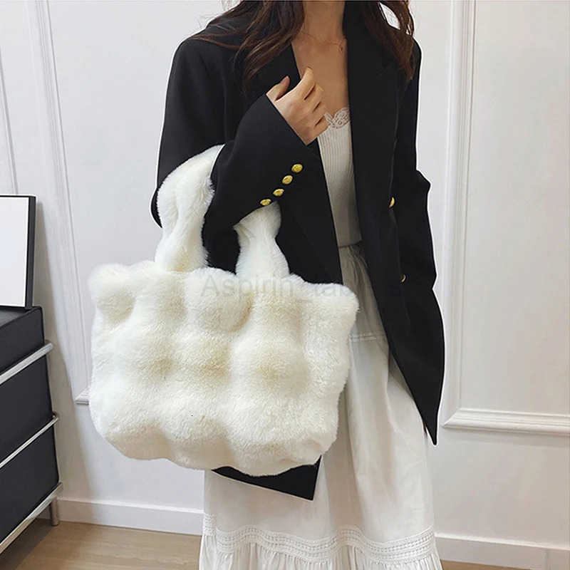 New Women Fluffy Shoulder Bags Autumn Winter Tophandle Handbag Girls Plush Tote Bag Solid Color Commuter Versatile Handle Bag M251030