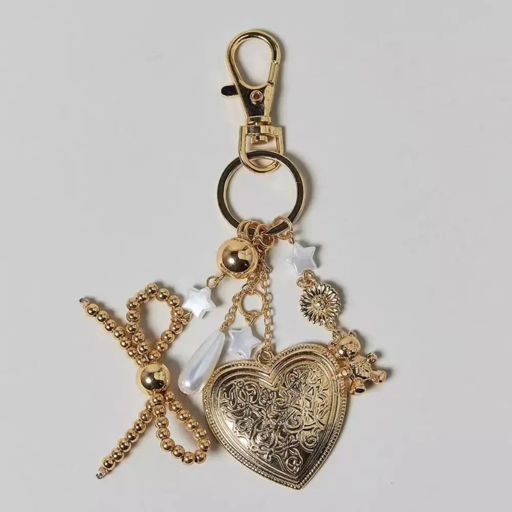 Stylish Lanyard Letter Beaded Keychain Star Charm Turkish Pendant Aesthetic Beaded Tassel Key Chain Earphone Case 251021