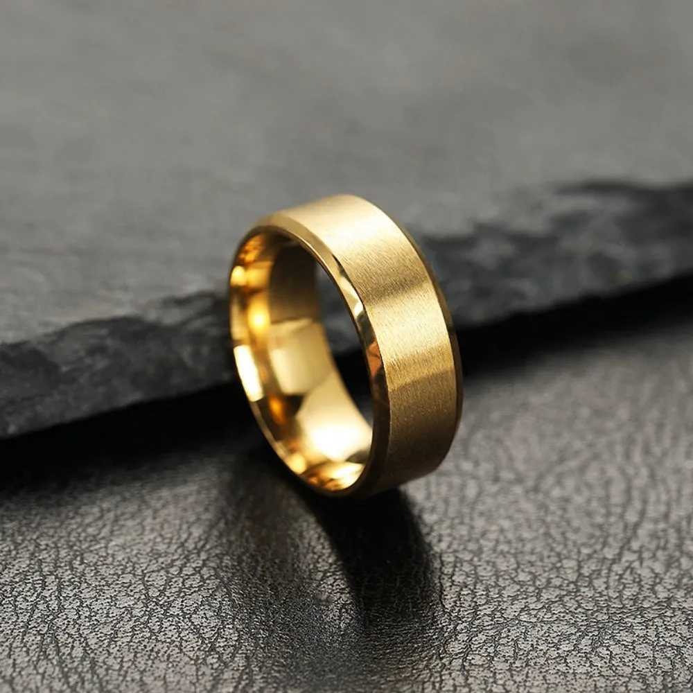 New Charm Jewelry Ring for Men Women Stainless Steel Black Rings Wedding Engagement High Quality Matte Male AccessoryW251030