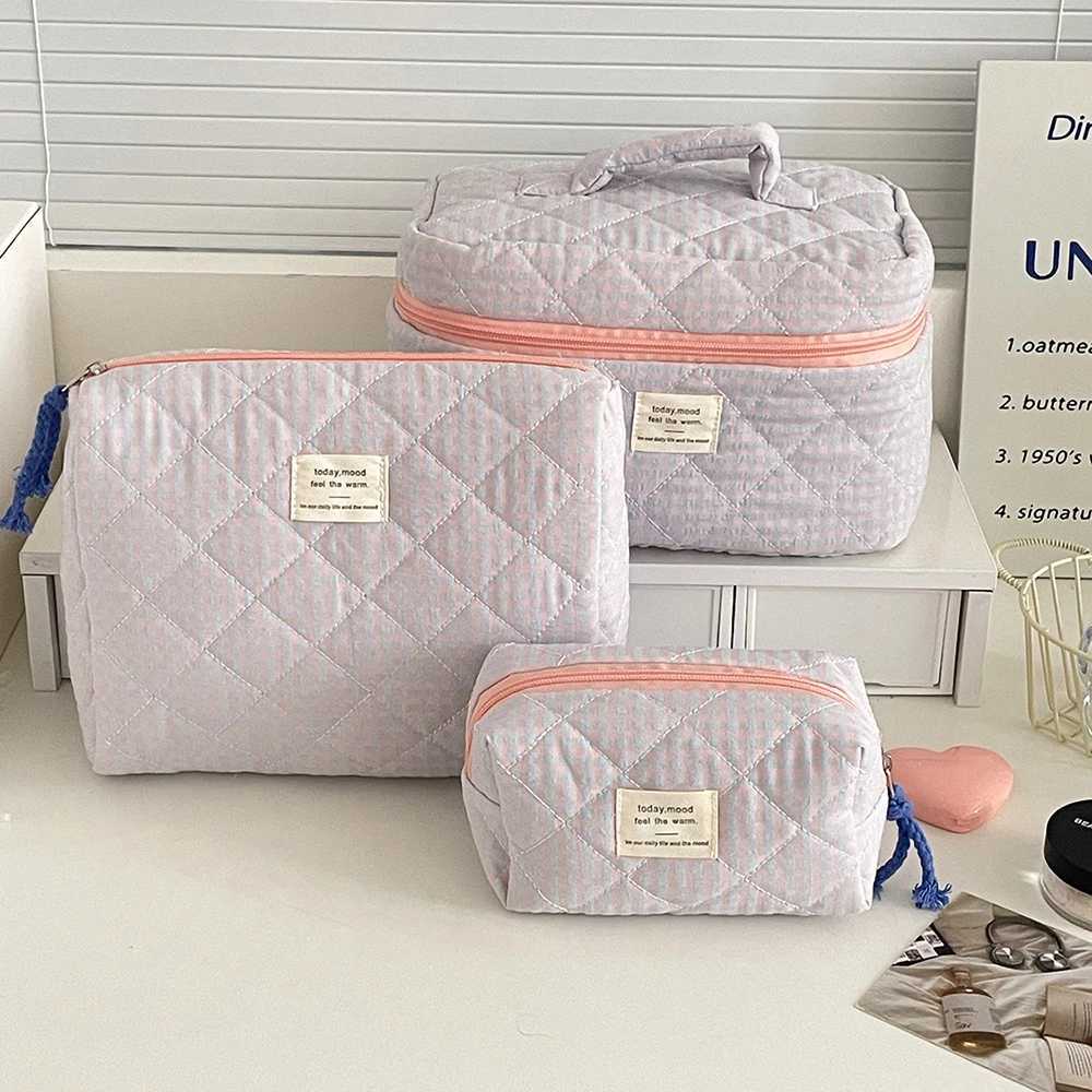 3 Bags Set Fashion Women Classic Cosmetic Bag Large Capacity Toiletry Makeup Organizer Pouch Ladies Zipper Quilted Bag J251115