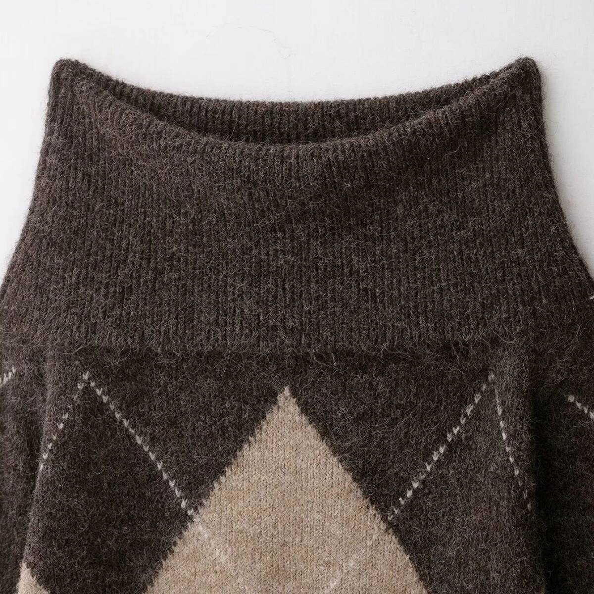 winter jacket women Woman's Argyle Knitted Pullover Sexy One-shoulder Long Sleeved Slim Fit Casual Cropped Sweater Early Autumn New Female Top