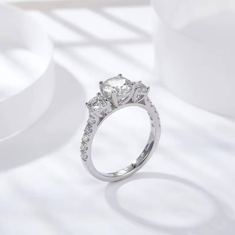 Fine Jewelry Luxury Three Stone Design Ring S925 Sterling Silver 65MM Full Moissanite Ring for Female Wedding