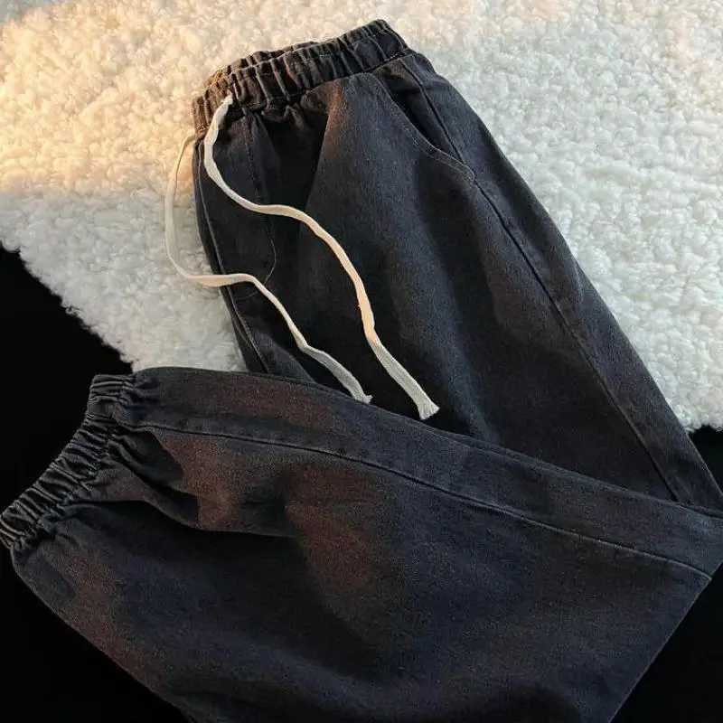 2024 New Spring and Autumn Retro High Street Versatile Pi Shuai Hong Kong Style Straight Leg Loose Trendy Brand Nine Point Jeans J251030