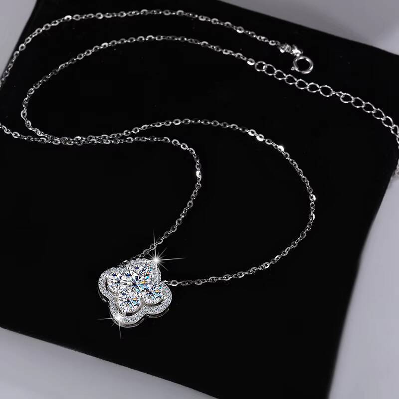 New S925 Silver Moissanite Necklace Full Diamond Luxury Collarbone Chain for Women Wholesale From Factory