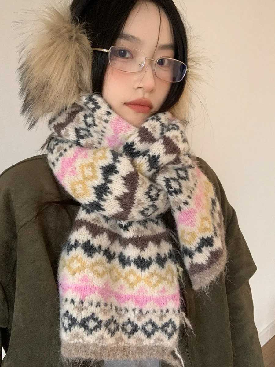 Retro Fair Lsle Knit Wool Scarf For Women 2025 New Warm Neck Warmer Autumn Winter Striped Colorblocked NeckW251030