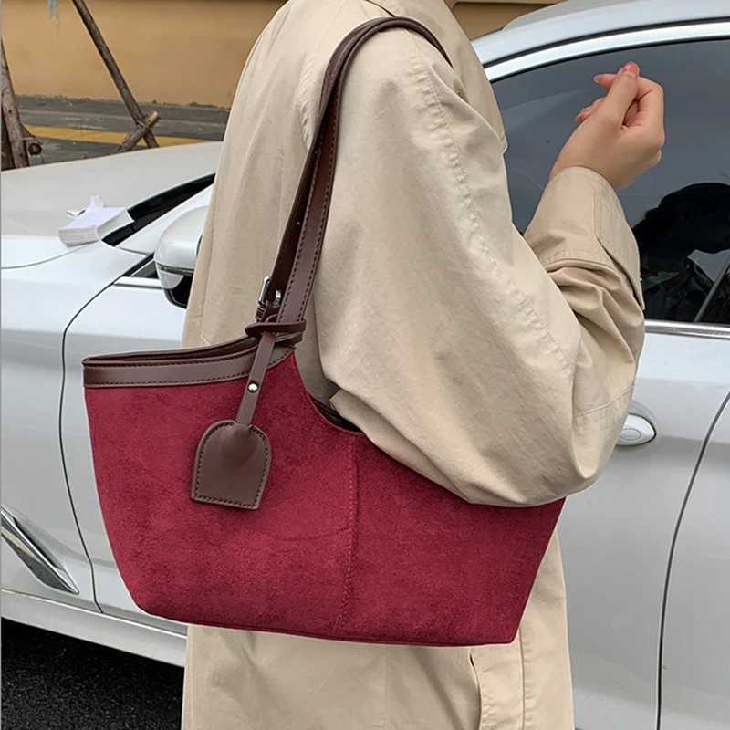 Designer bag Autumn Lat Underarm Shoder Bags For Wen Faux Suede Pure Color Armpit Bag Casual Street Designer Handbags Y251029