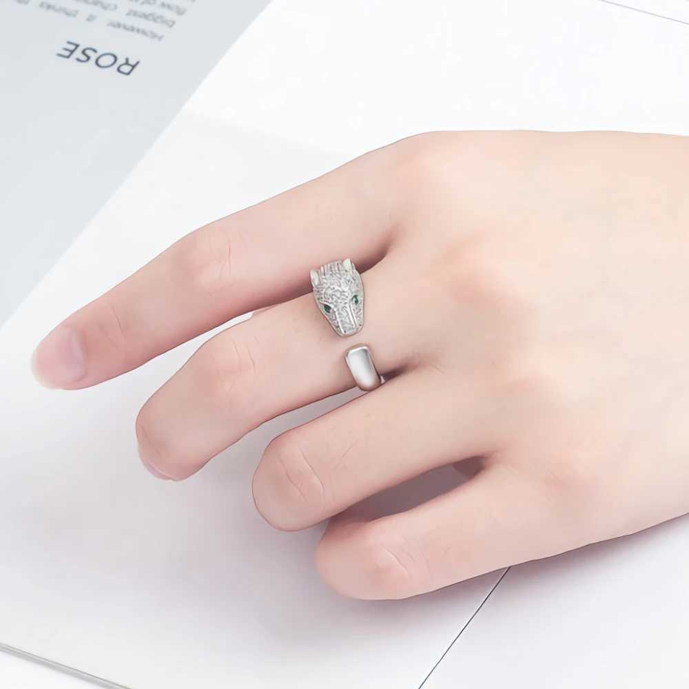 925 Sterling Silver luxury Crystal classic leopard head Rings for women fashion party wedding Accessories Jewelry Christmas giftW251030