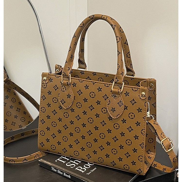 Free shipping printed retro bag, fashionable and versatile, popular for women, portable for commuting, single-shoulder crossbody, retro letter embosse