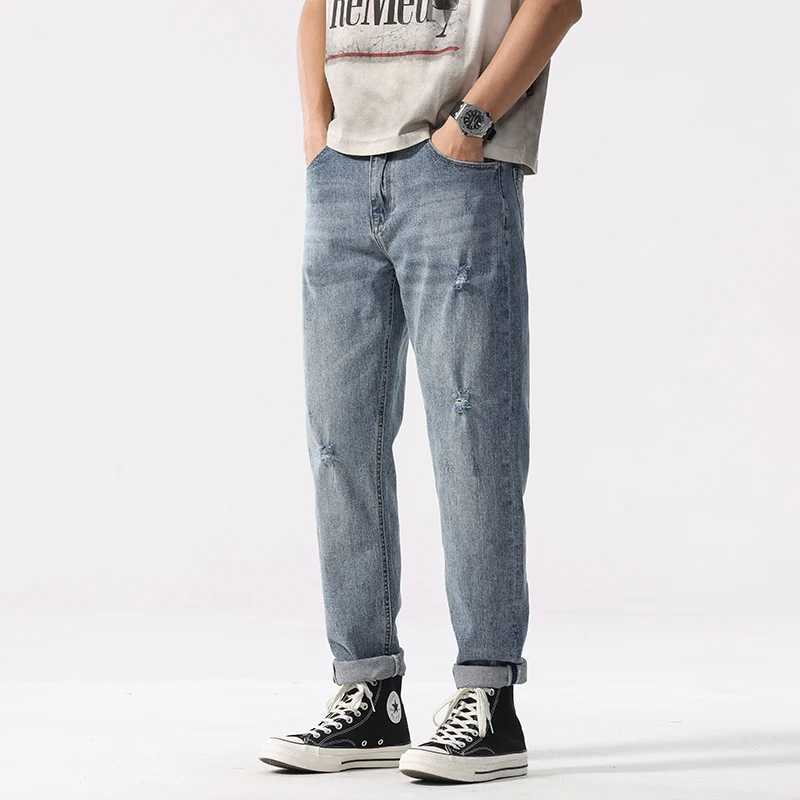 2025 springsummer new mens ripped jeans loose straight leg fashionable retro blue denim pants personalized street wear hiphop J251030