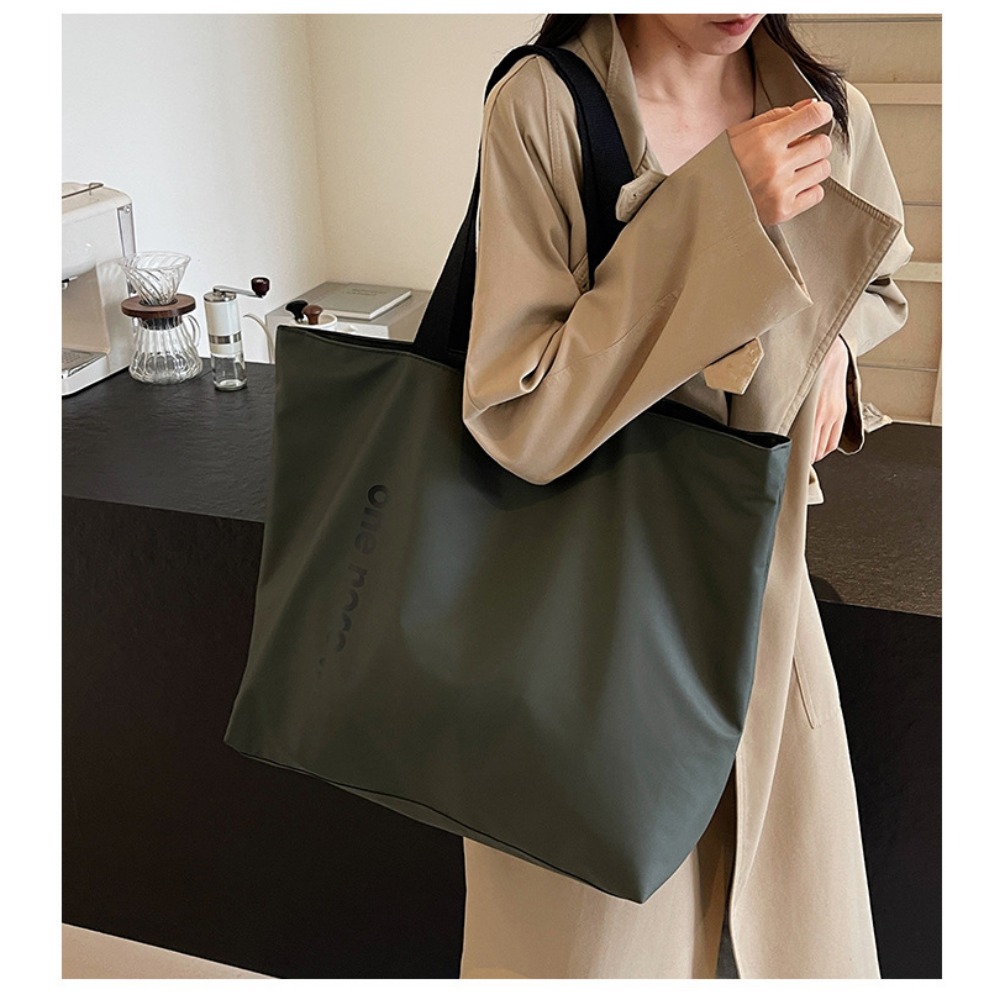 Womens Modern Fashion Tote with Extra Space Textured Texture & Comfortable Handle Design