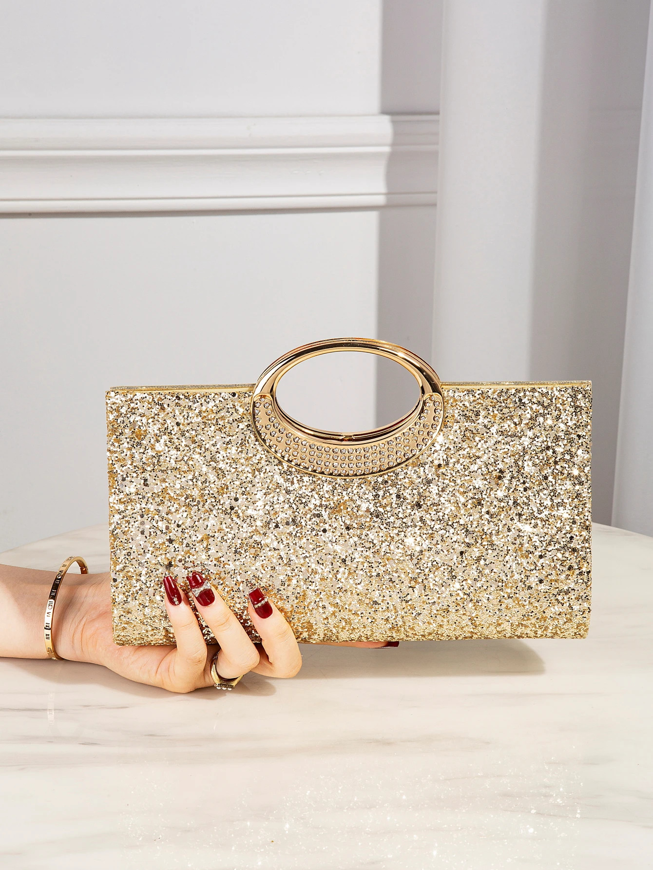 Shiny beautiful elegant handbag exquisite and fashionable chain evening bag suitable as a gift 251023