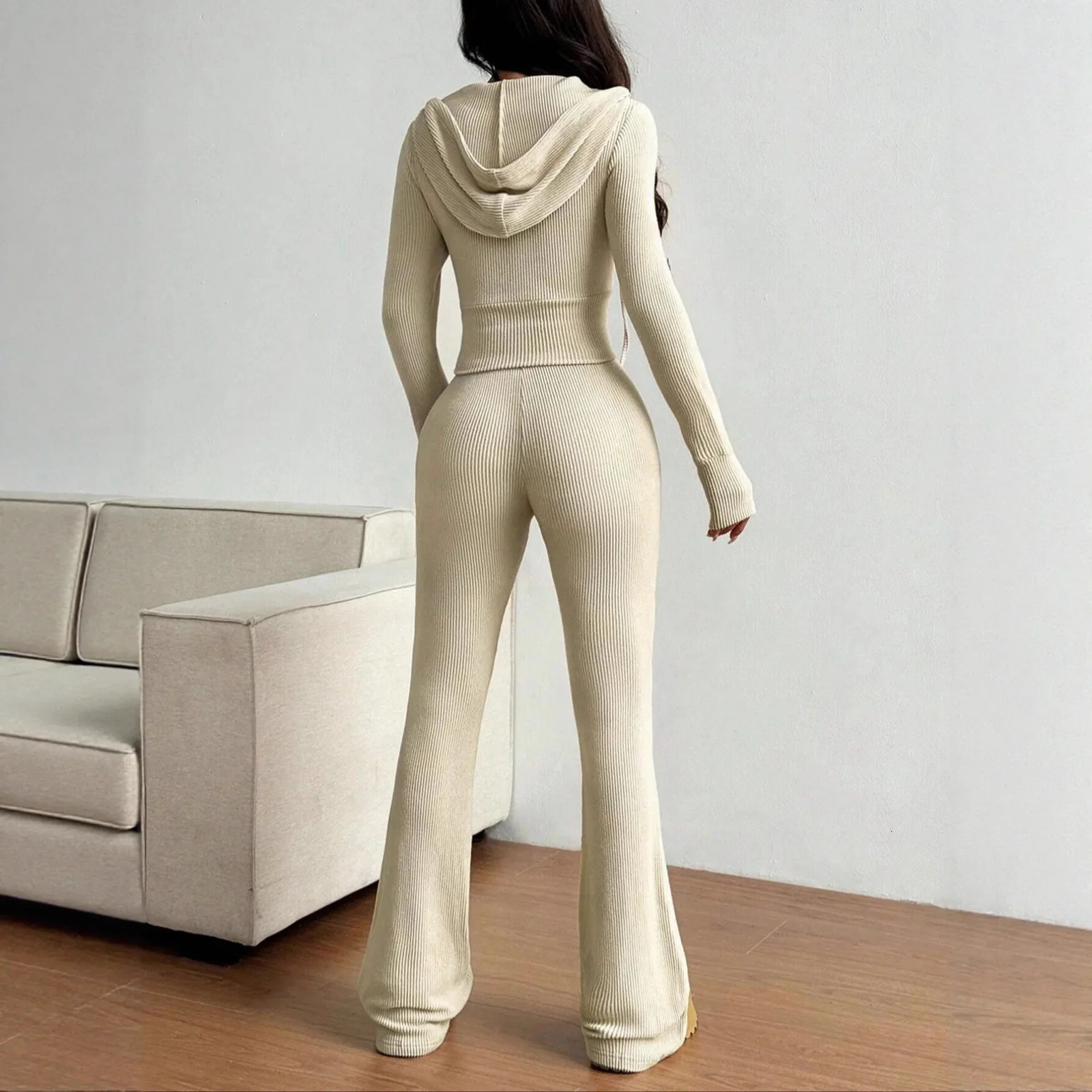 Fashionable Ladies Hoodie And Pants Set TwoPiece Casual Outfit Polyester Fiber Made in China Stylish Womens Ensemble 251029