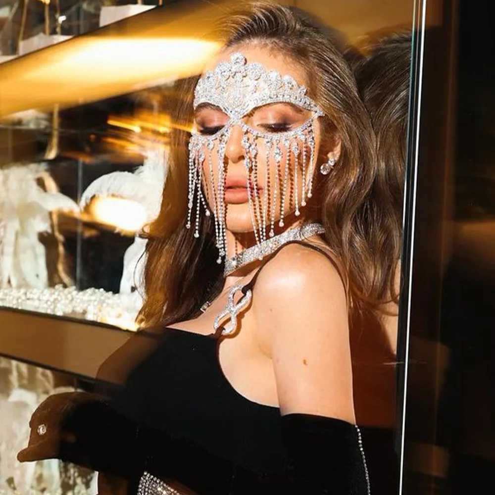 Stonefans Fashion Rhinestone Tassel Mask Chain Women Accessories Masquerade Party Bling Crystal Veil Mask Face Jewelry NightclubW251029