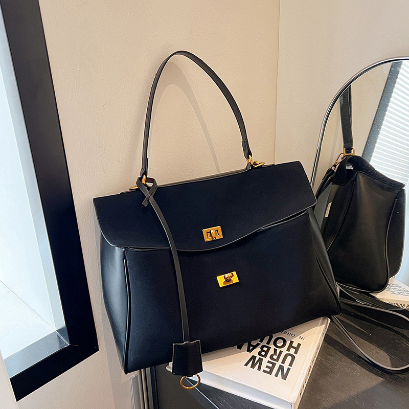 New retro women's suede leather bag, new commuting shoulder bag, crossbody bag, suede leather handbag, trendy luxury designer bag