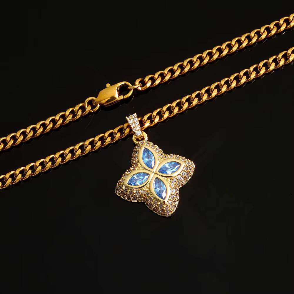 NUOYA Custom Hip Hop Fourleaf Clover Pendant Iced Out Colorful Moissanite Design Gold Plated Charm Pendant Fine Jewelry Designer's style