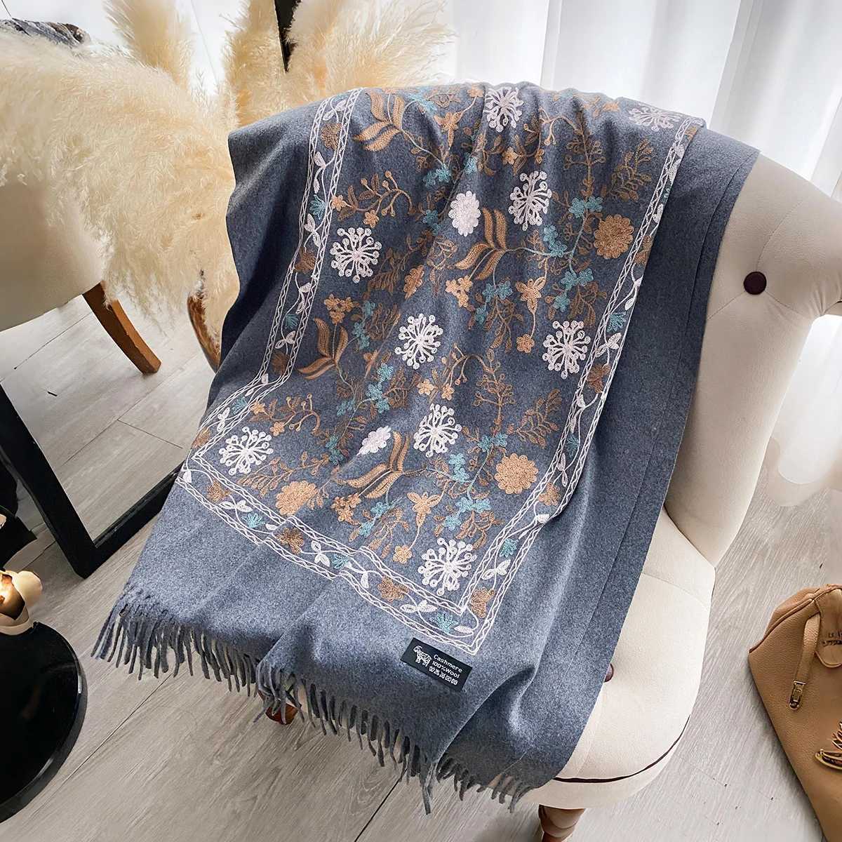 2025 Women Winter Fashion Warm Cashmere Scarf Embroidery Blanket Thick ShAWl WrAP Neckerchief Bufanda Echarpe PonchoW251030