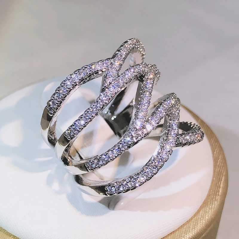 Creative Geometric Winding White Zircon Ring 925 Sterling Silver For Ladies Fashion Party Cocktail Party Jewelry GiftW251030