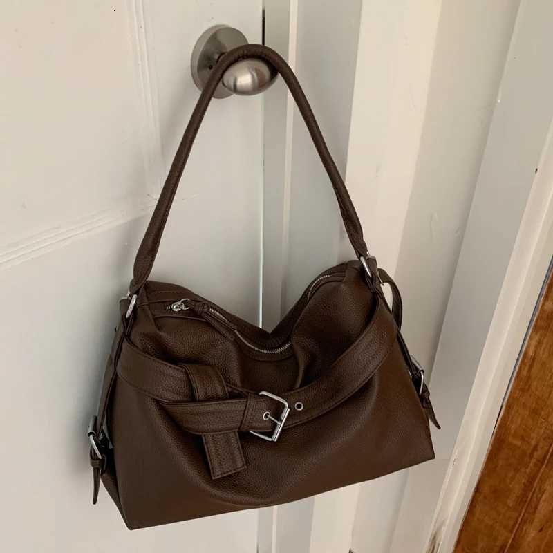 Designer bag Korean Brand Wen Shoder Bag Large Capacity Belt Design Crossbody Bag Trendy Hot Girl Motorcycle Bag Cmuter Tote Bag Y251029