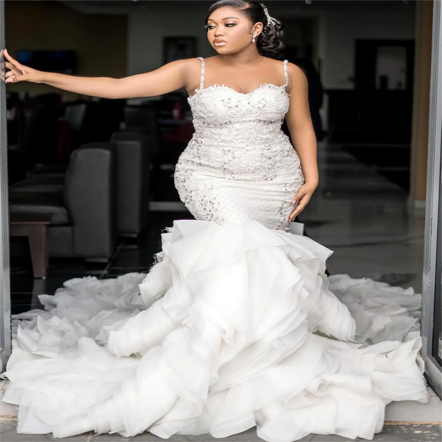 Ivory Mermaid Wedding Dresses Plus Size Lace Beaded Crystals Tiers Bridal Gowns Dresses