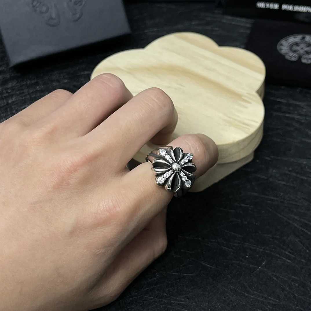 2025 Hot Sale Ring Unisex Thai Silver Retro Old HipHop Mens Medieval Niche Highend FeelingW251030