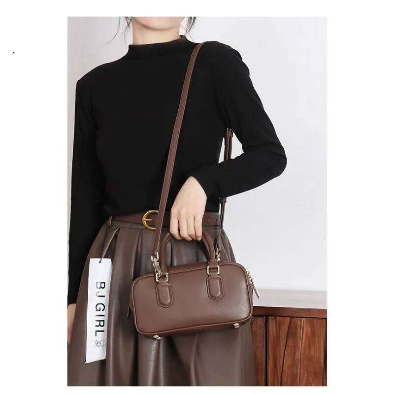 2025 Autumn Winter Leather Designer Bowling Large Capacity Commuter Shoulder Oblique Span Women's Crossbody Bag High Quality
