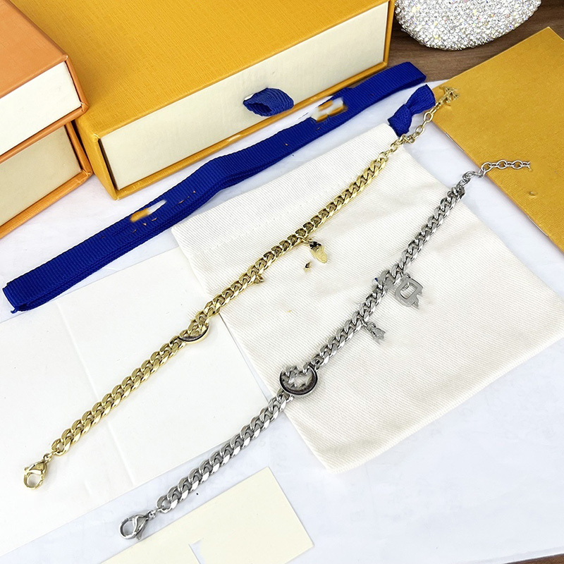 Retro Multi - Element Pendant Bracelet, Personalized Metal Chain Jewelry Trendy Accessory H