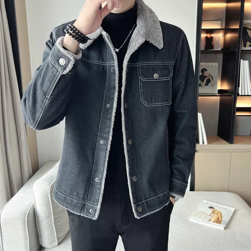Men Denim Jacket Men Fleece Trendy Winter Velvet Coats 2025 Men Korean Slims Casual Thick Jacket Male Lamb Fur Casual Outerwear 251024