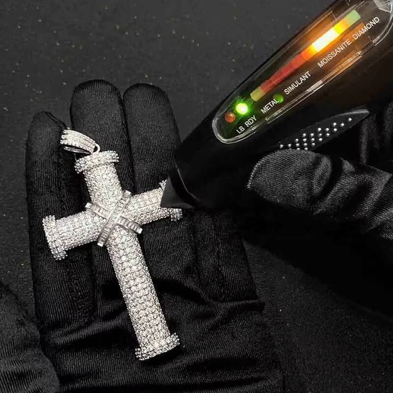 Christian Hip Hop Jewelry Pass Diamond Tester Bling Iced Out D Color Baguette VVS Moissanite Large Cross Pendant for Chain Men