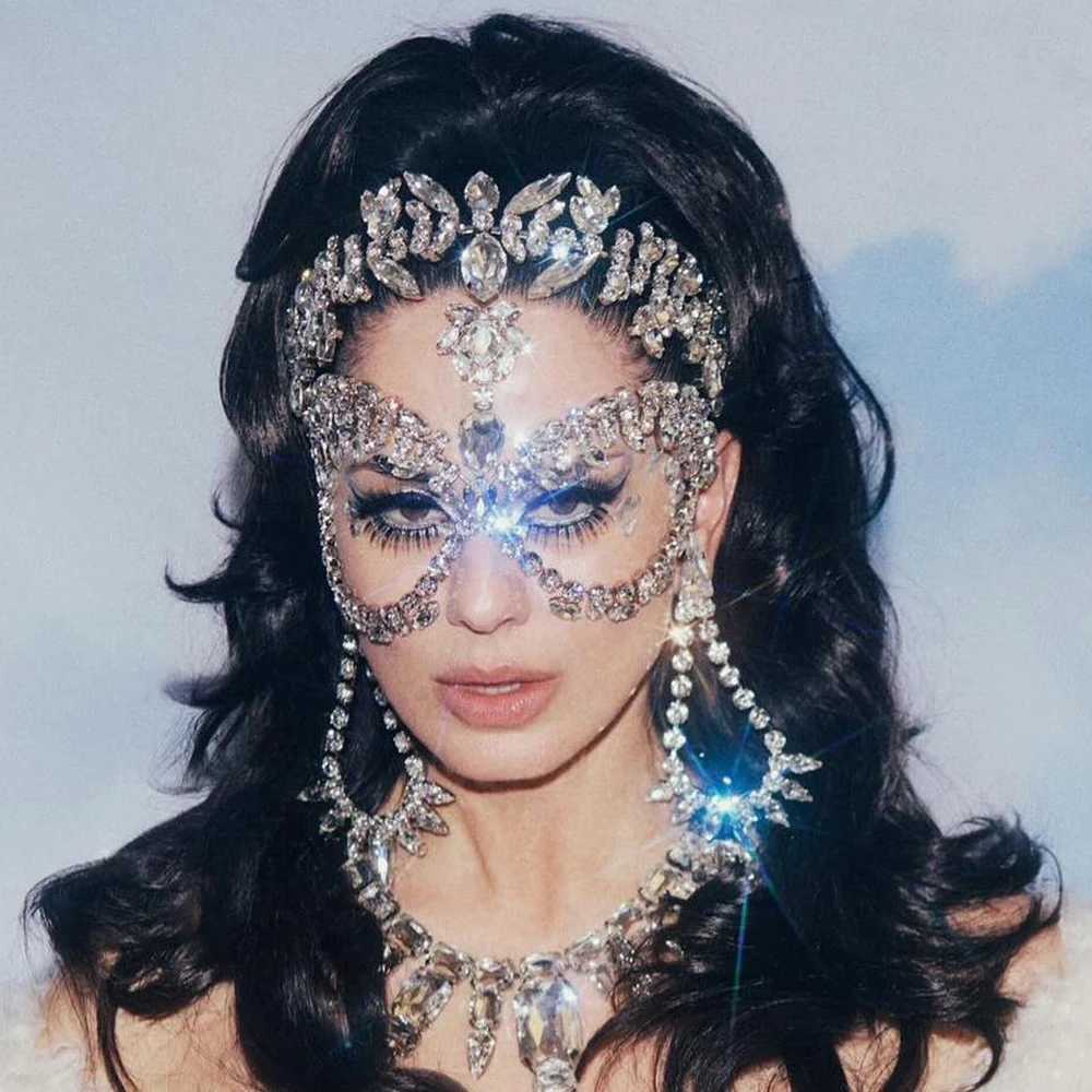 Fashion Exaggerate Rhinestone Mask Veil Prom for Women Accessories 2025 Drag Queen Geometric Face Mask Chain Masquerade JewelryW251029