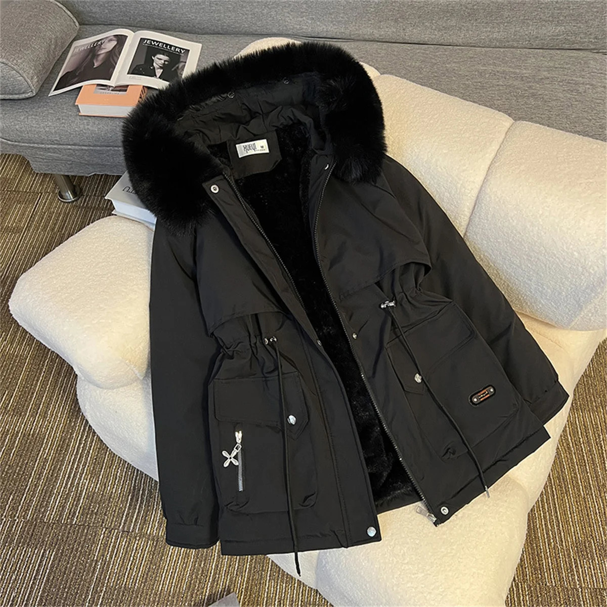 Winter Warm Parkas Jacket Women Fashion Korean Loose Hooded Thick Casual Cotton Padded Coat Female Overcoat Casual Lady Tops 251030