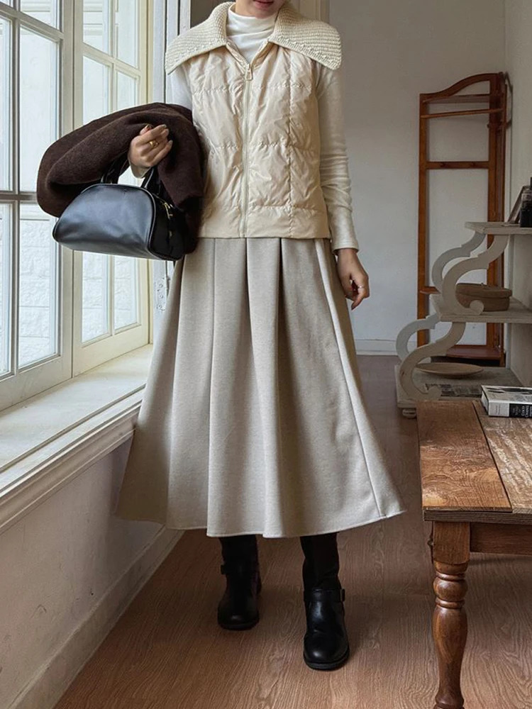 Autumn Winter Knitted Spliced Lapel Down Vest Women White Duck Down Zipper Loose Vests Female Sleeveless Quilted Waistcoat Coat 251024