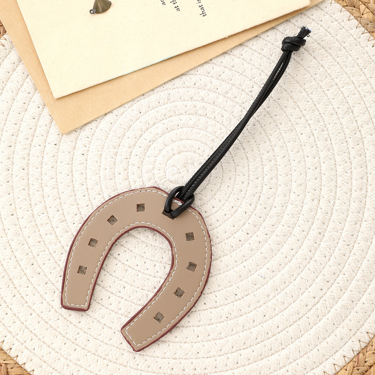 New Horse Hoof Handmade Sewn Leather Pendant Tote Bag Decoration Keychain