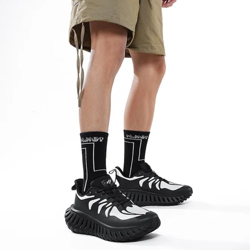 NHOT designer shoes Black Casual Sports Shoes for Men New Men's Shoes Spring Autumn Summer Breathable Mesh Lightweight Running Shoes